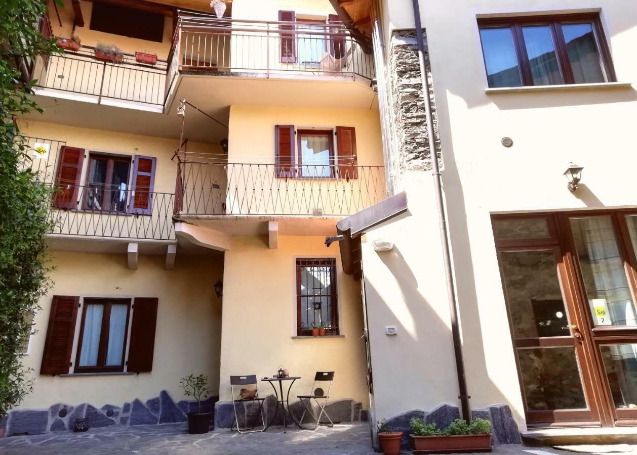 A Casa Di Sole Lägenhet Brovello-Carpugnino Exteriör bild